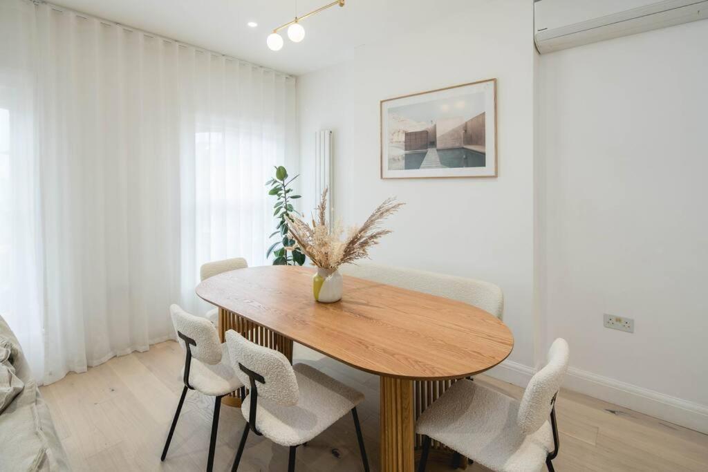 Elegant 2 Bedroom In Fulham Apartment London