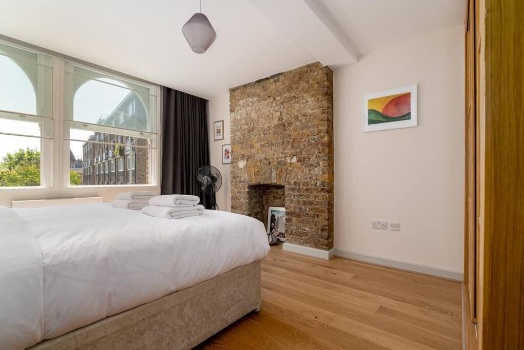 2 Bedroom In Bridge * Londres