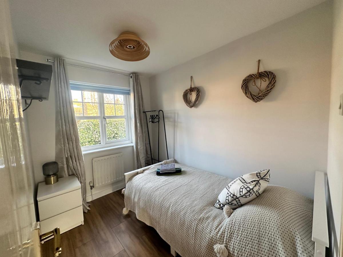 Сasa de vacaciones 3 Bedroom House 2 Stops From Bridge