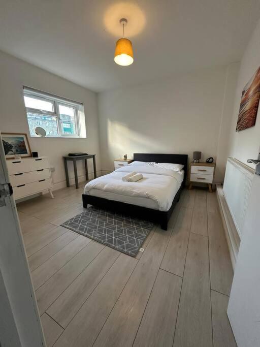 Apartamento Holiday Near Kings Cross Sleep 12 Sp7
