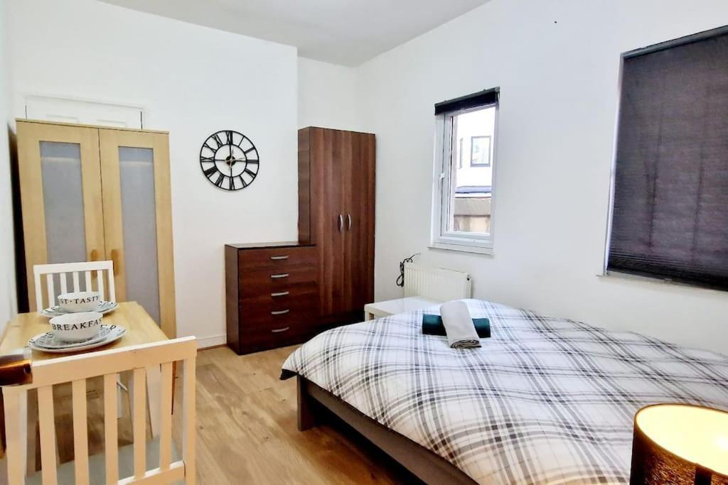 Appartement Lovely Studio- Aldgate East Stn *