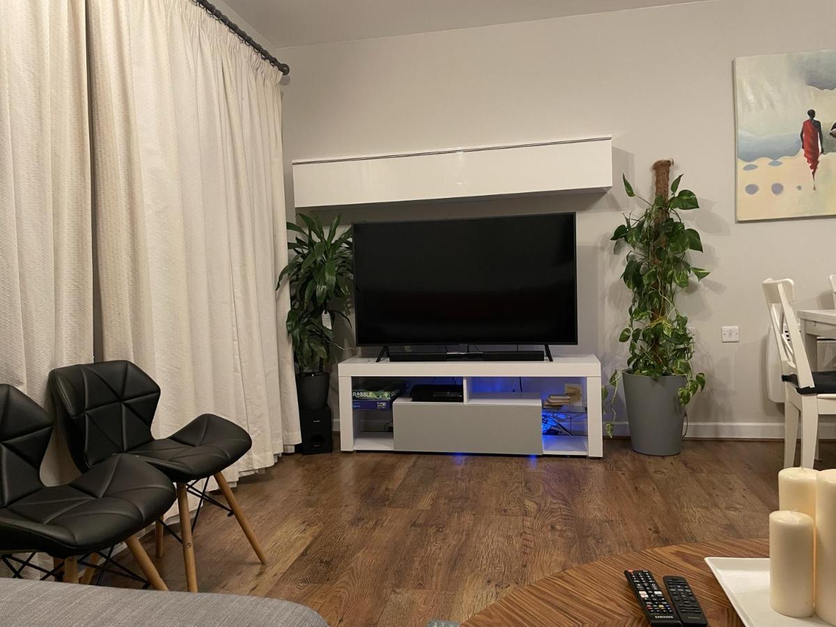 In Bow, East Apartment *