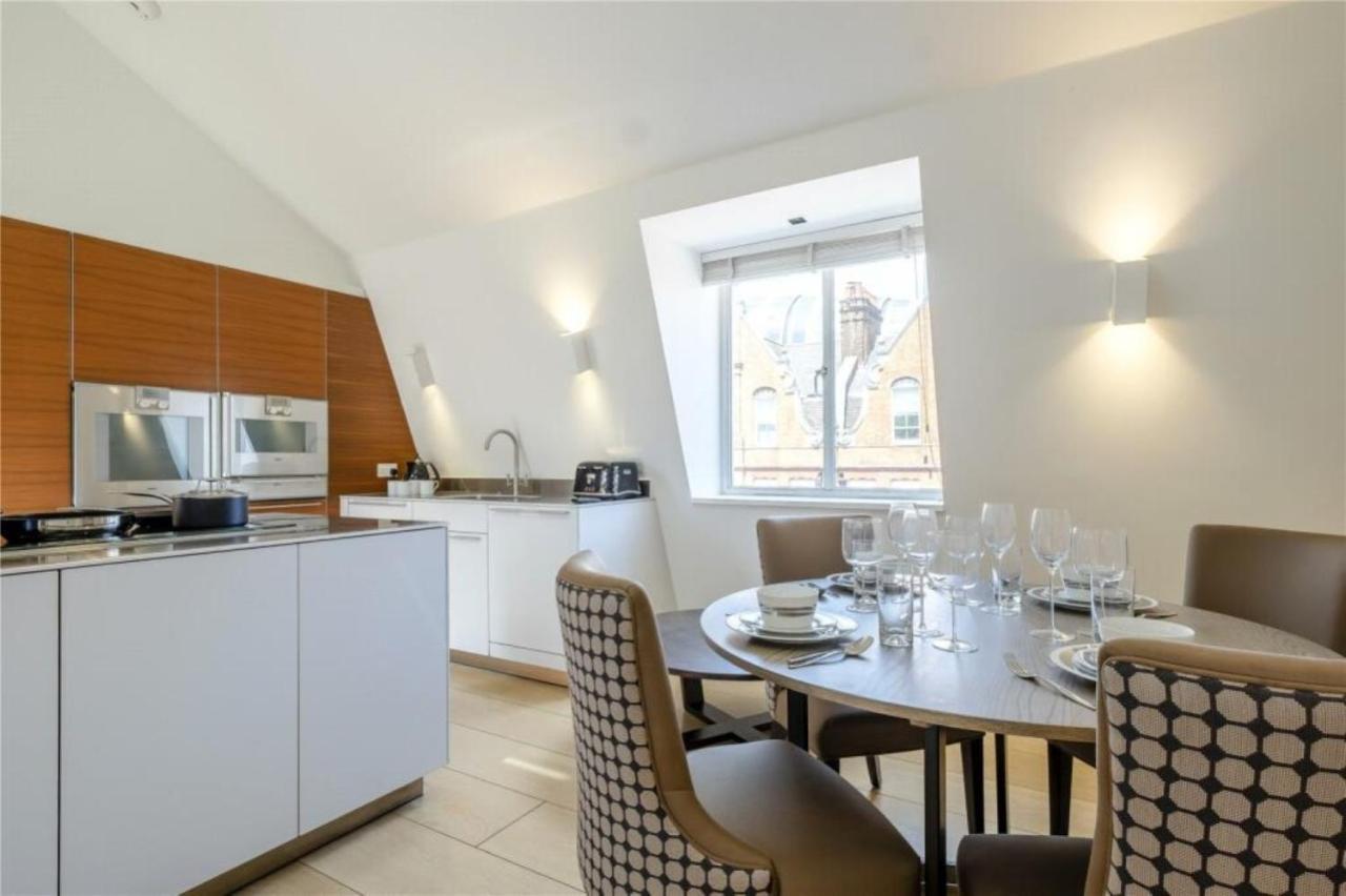 Lux, Large Central Mayfair Location Flat * Londres