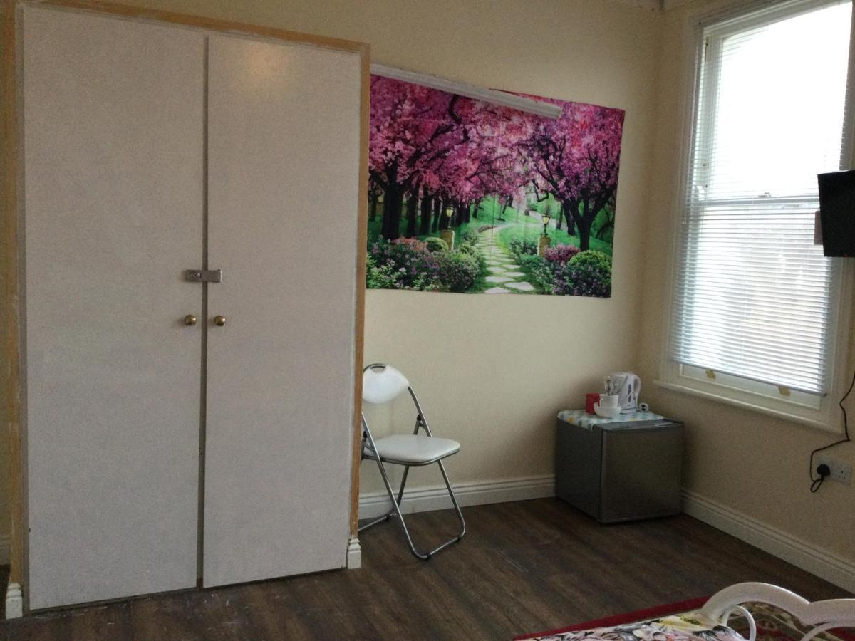 Guest house Tdm Bachelot Lettings Ltd