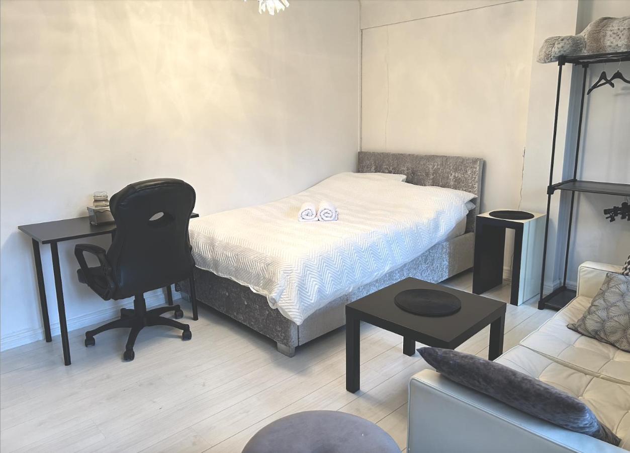 Séjour chez l'habitant Spacious Modern Family Bedroom In Central