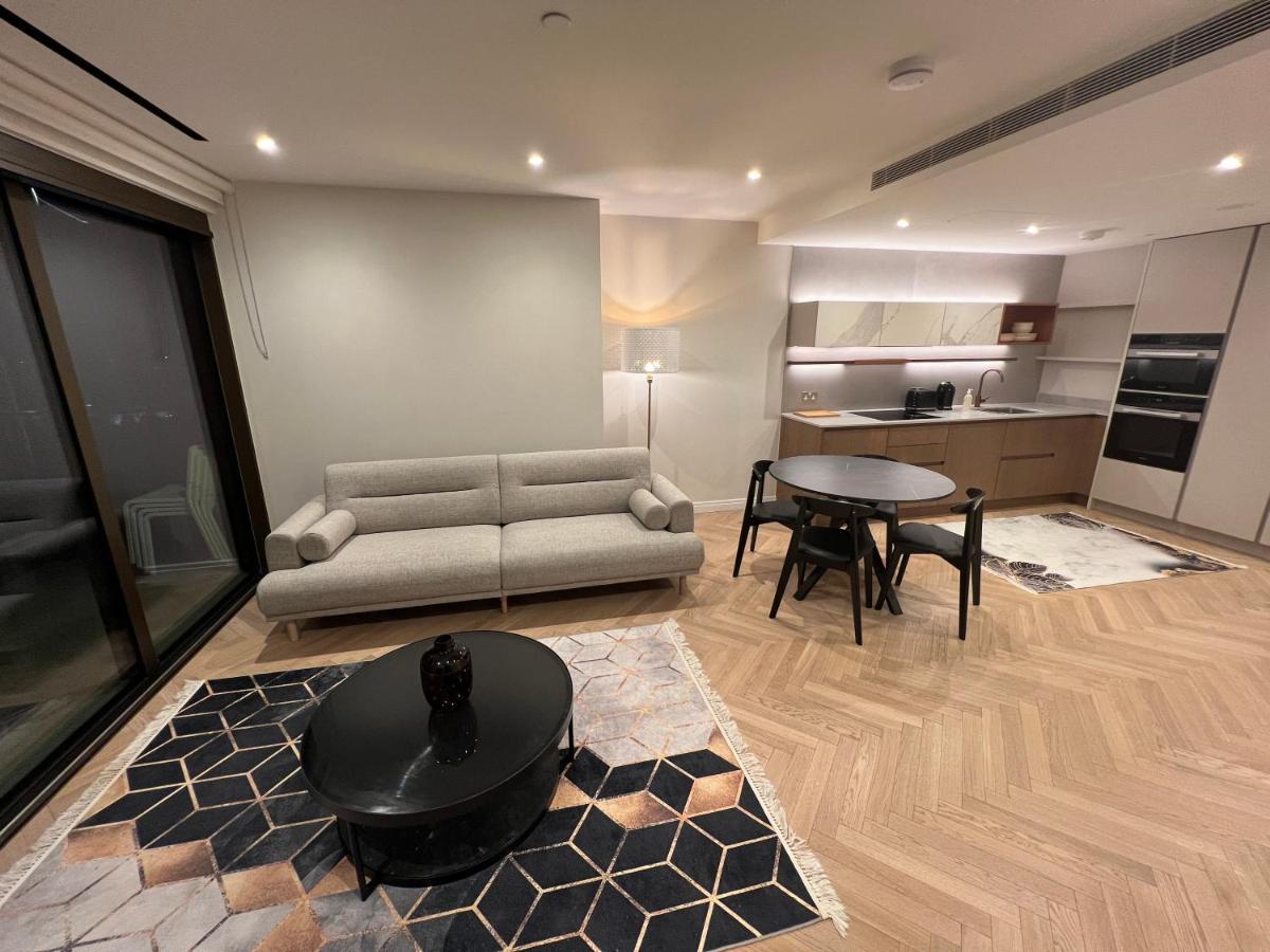 2 Bedroom Modern Family Flat-apartment Fulham *