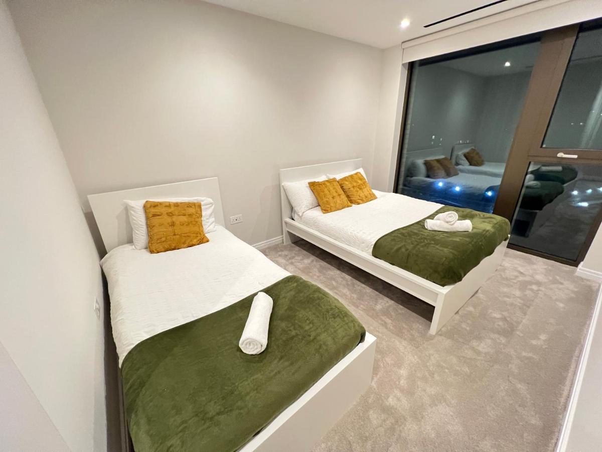 2 Bedroom Modern Family Flat-apartment Fulham *