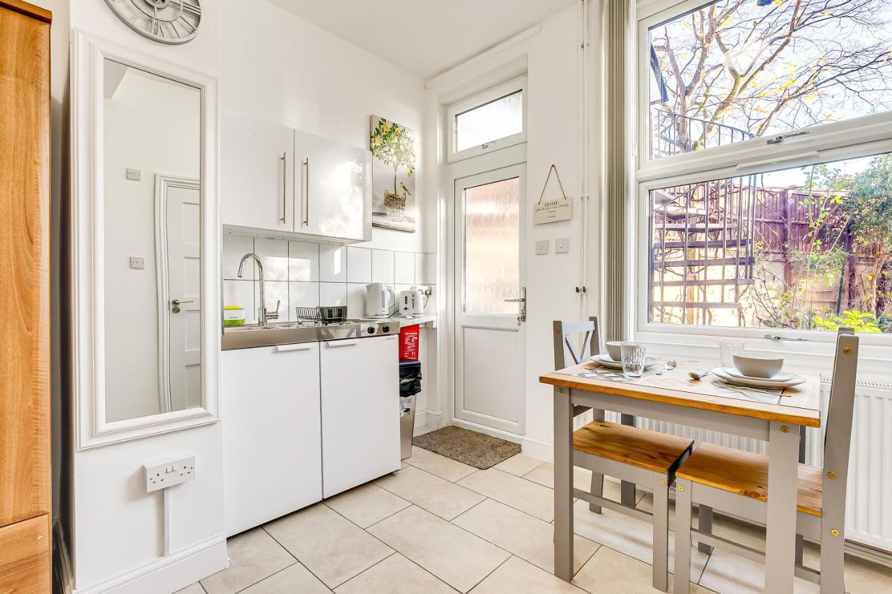 Stunning In Heart Of Ldn With Garden