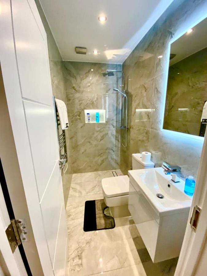 Lovely One Bed In Apartamento Londres