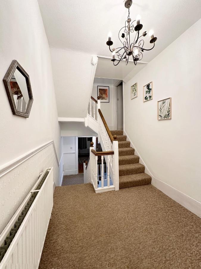 Hannah Place Near Finsbury Park - 4 Double Beds, Ideal For Families, Max 8 People Apartamento *