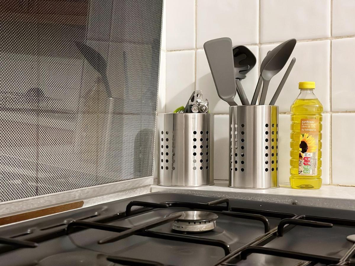 Hannah Place Near Finsbury Park - 4 Double Beds, Ideal For Families, Max 8 People Londres