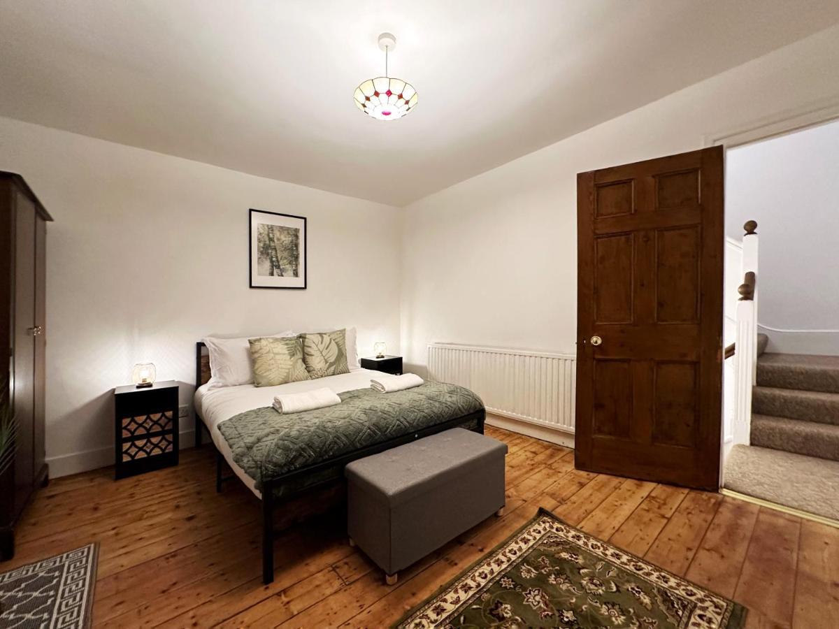 Apartamento Hannah Place Near Finsbury Park - 4 Double Beds, Ideal For Families, Max 8 People *