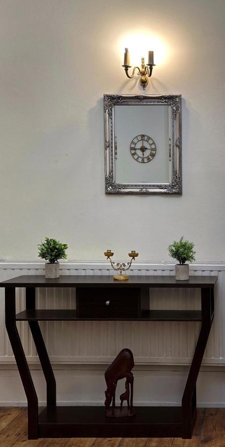 Apartamento Hannah Place Near Finsbury Park - 4 Double Beds, Ideal For Families, Max 8 People Londres