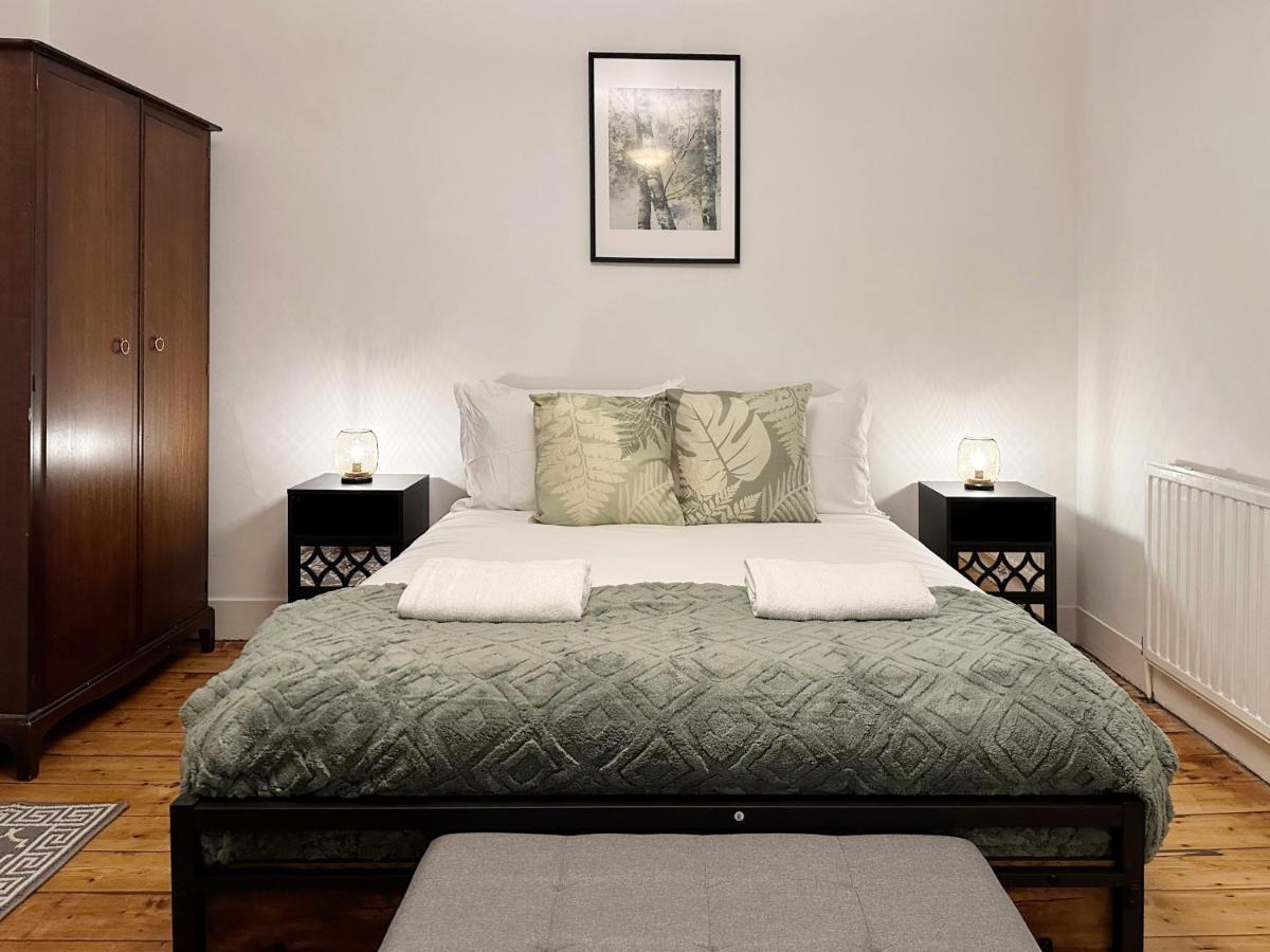 Hannah Place Near Finsbury Park - 4 Double Beds, Ideal For Families, Max 8 People Apartamento *