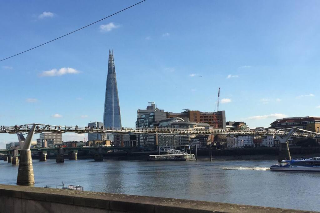 Spacious Ground Floor - Fab Location Apartment *