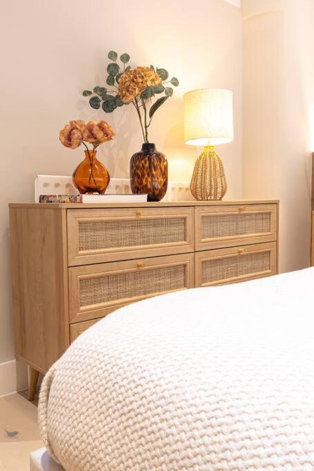 Elegance: A Symphony Of High-end Decor Appartement *