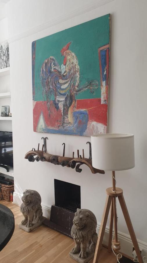 Apartamento Beautiful Two Bedroom Flat In Kensington