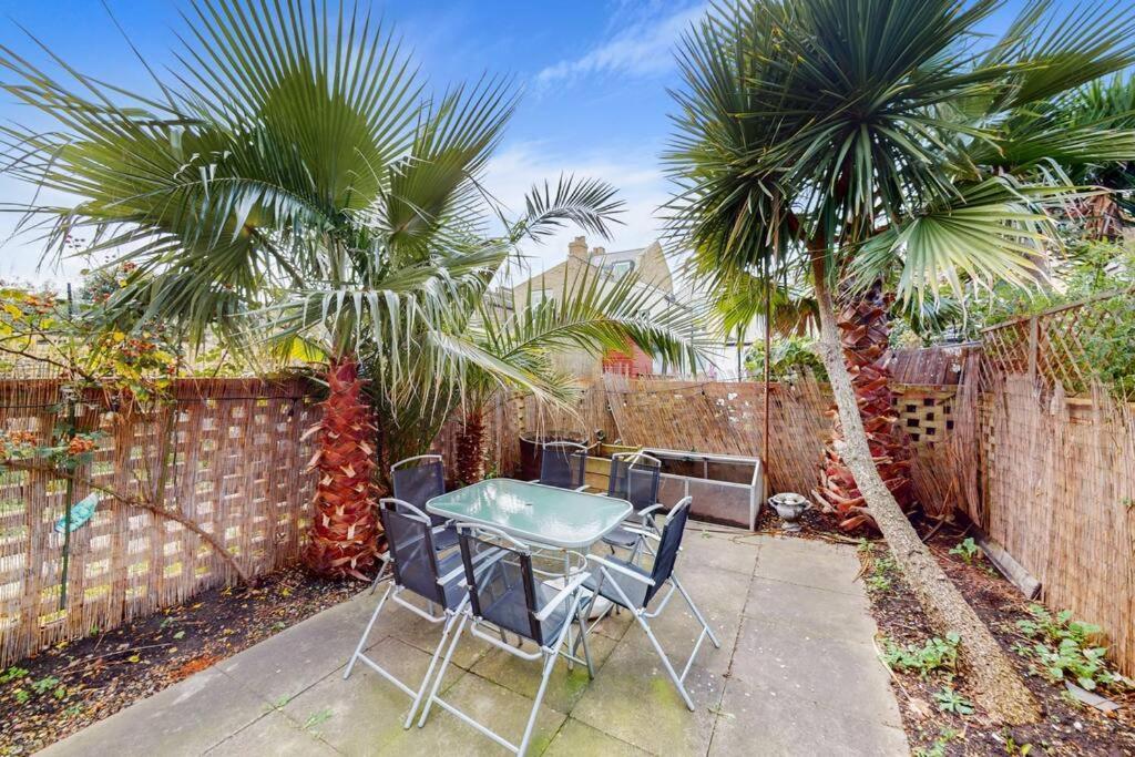 Perfectly Located, Classy 2 Bed Flat In Stockwell Apartamento *