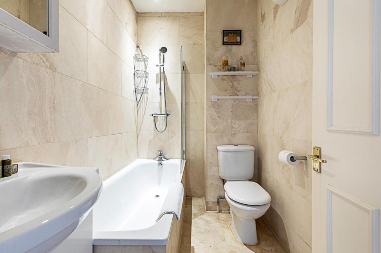 Apartment Cosy Flat In Battersea Park *
