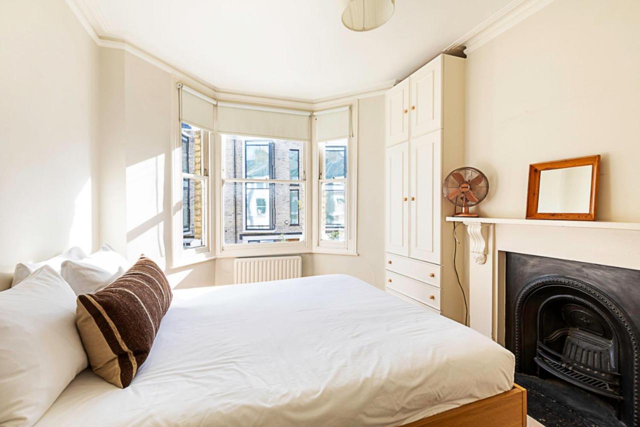 Cosy Flat In Battersea Park Apartment