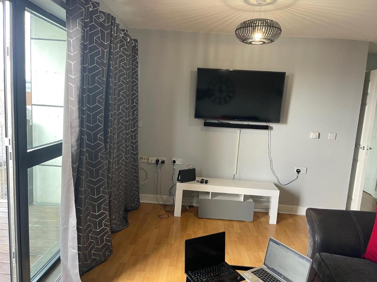 Apartamento Addai Canary Wharf View Luxury Londres