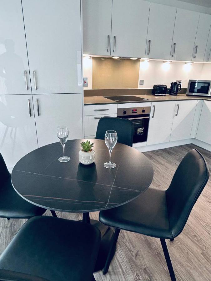 Luxury 2 Bedroom - Canning Town Appartement