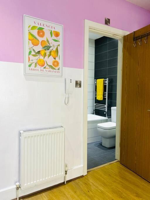 Modern Near Bethnal *
