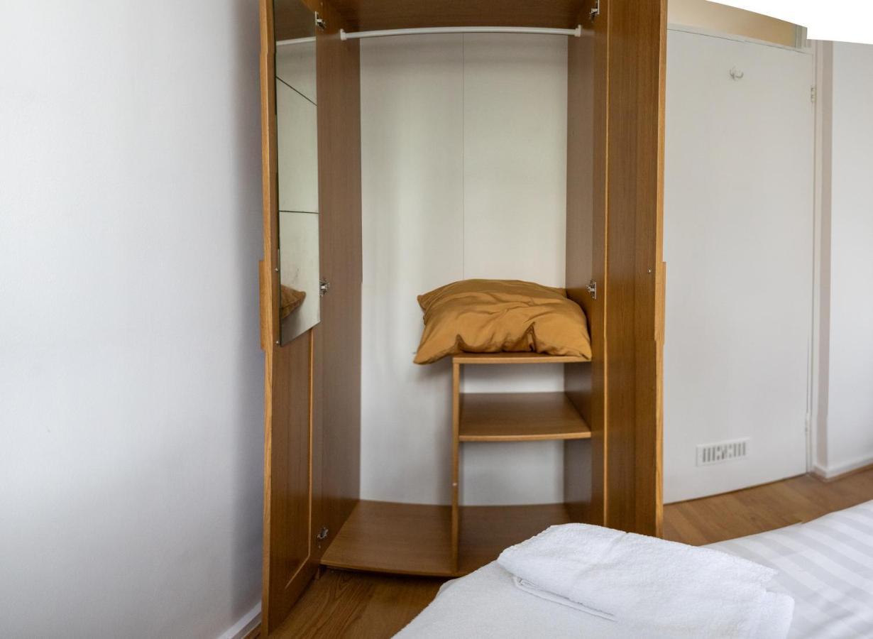Holiday home London - 4 Bed - Sleeps 8 - Garden - Pet Friendly London