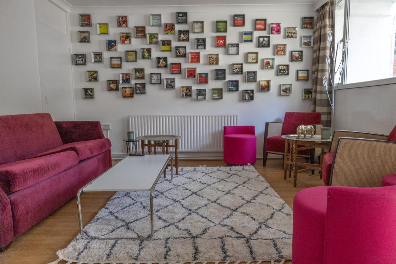 Casa de Férias London - 4 Bed - Sleeps 8 - Garden - Pet Friendly *