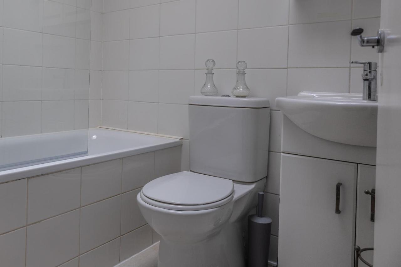 Casa de Férias London - 4 Bed - Sleeps 8 - Garden - Pet Friendly Londres