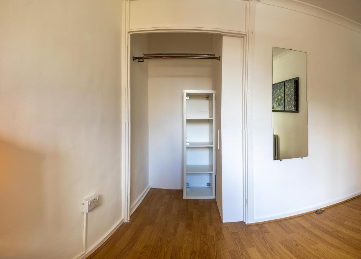 Casa de Férias London - 4 Bed - Sleeps 8 - Garden - Pet Friendly