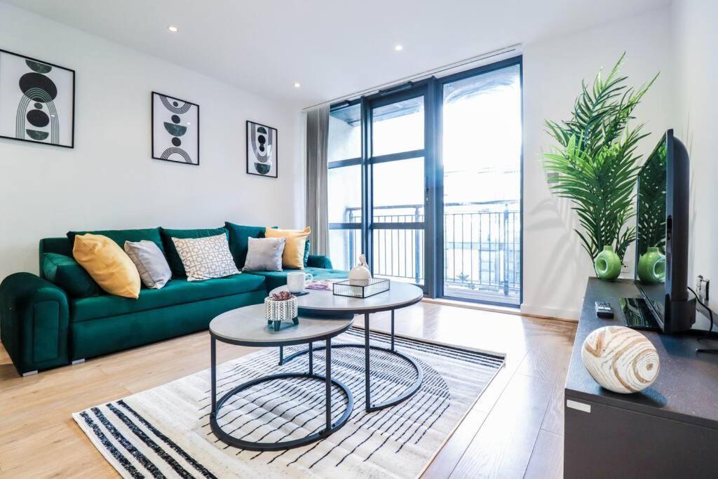 Stylish 1 Bed Flat - 5 Mins From Canary Wharf * Londres