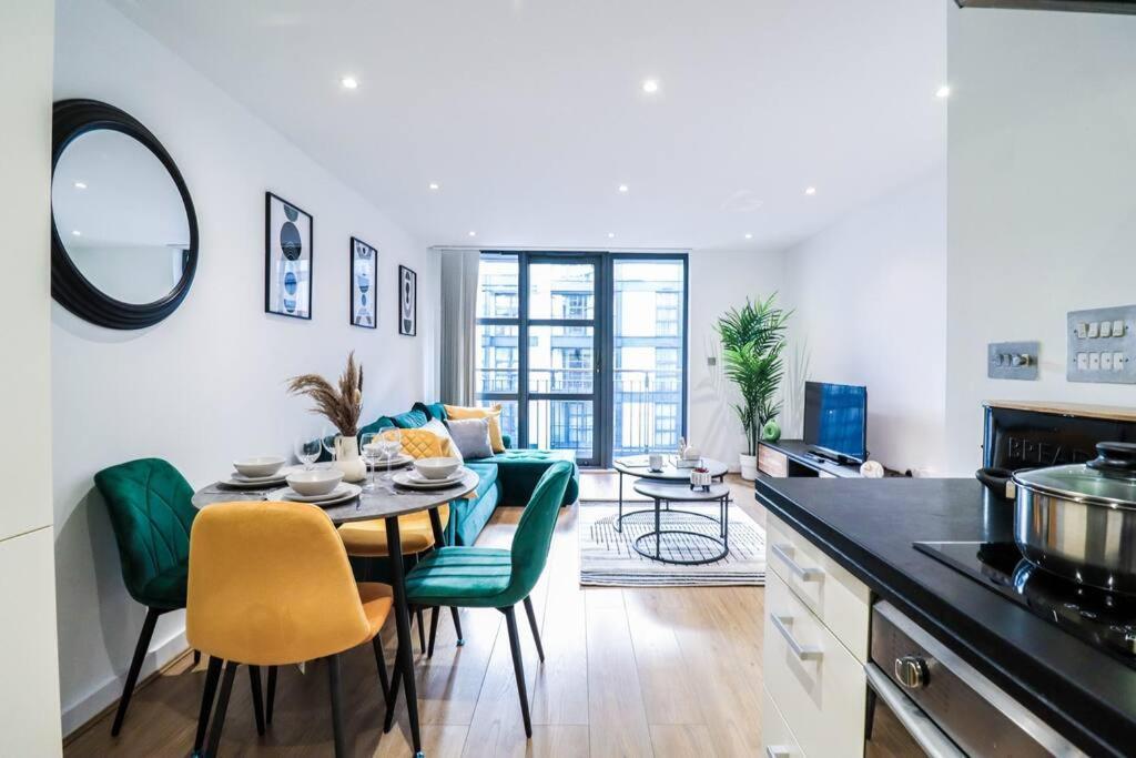 Stylish 1 Bed Flat - 5 Mins From Canary Wharf Apartamento Londres