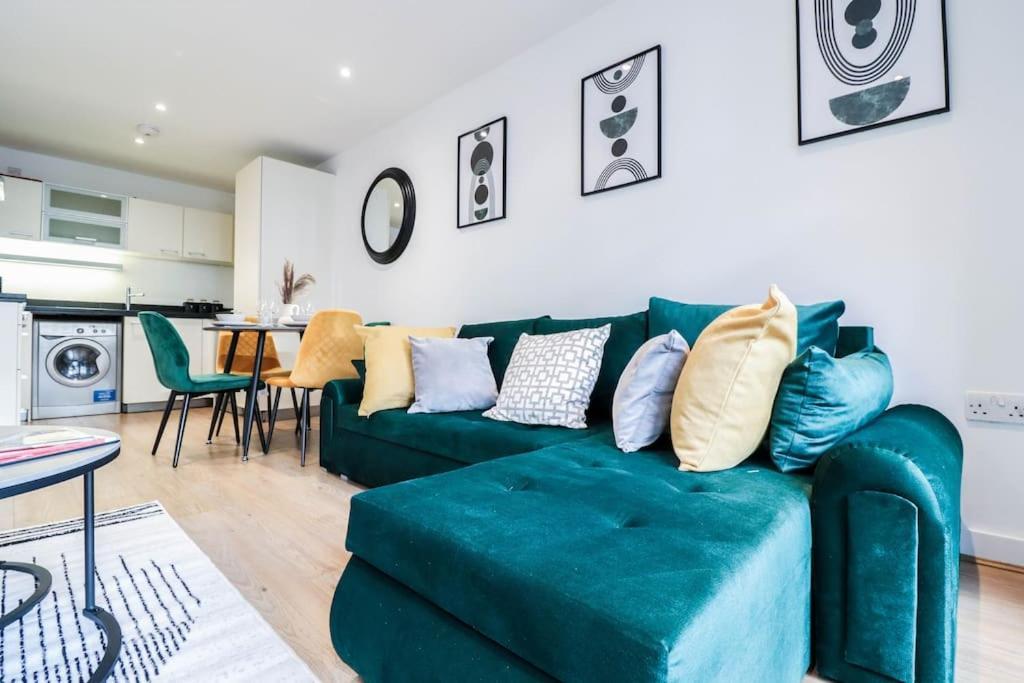 Stylish 1 Bed Flat - 5 Mins From Canary Wharf Apartamento *