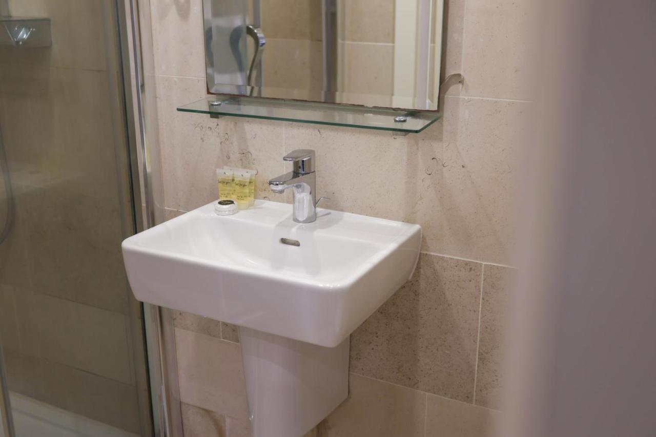 Private Studio Flat *