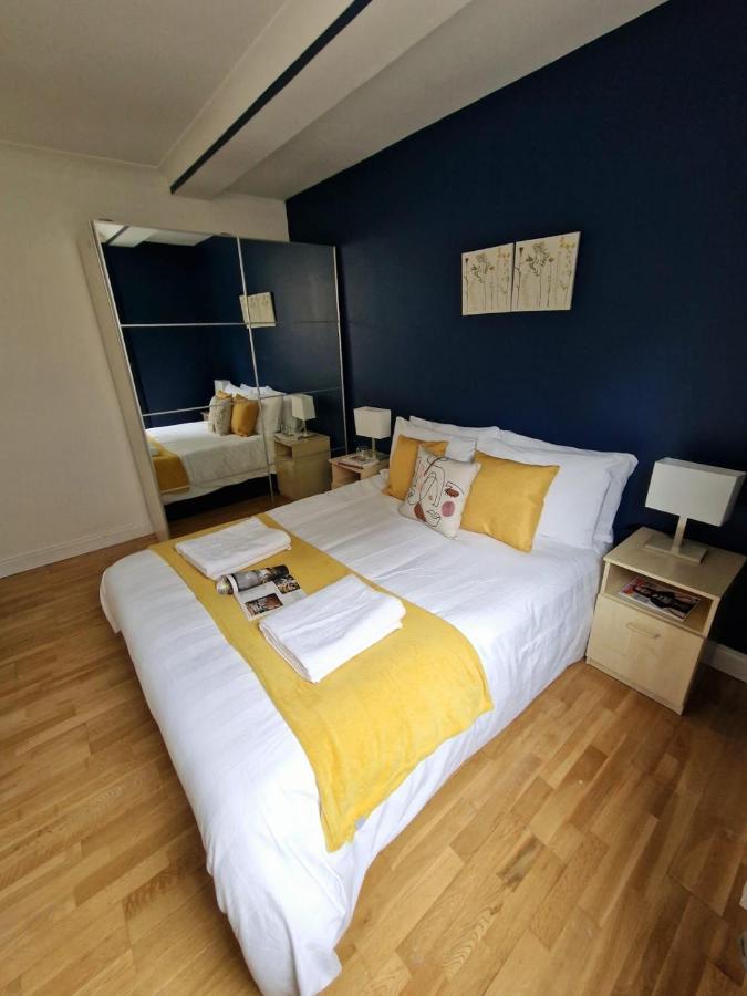 3 Bedrooms Flat Near Russell Square