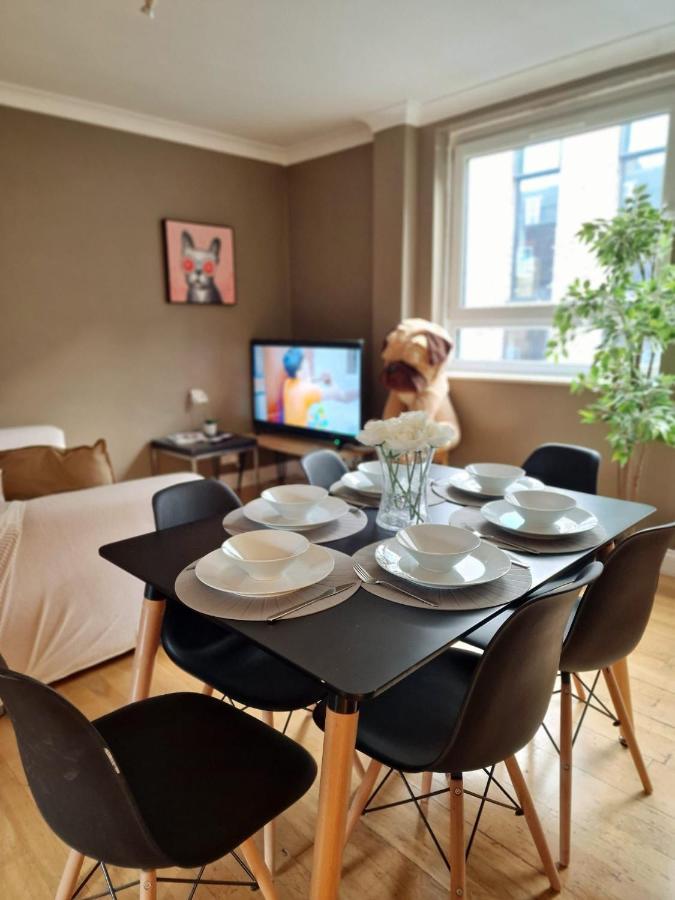 Apartment 3 Bedrooms Flat Near Russell Square London
