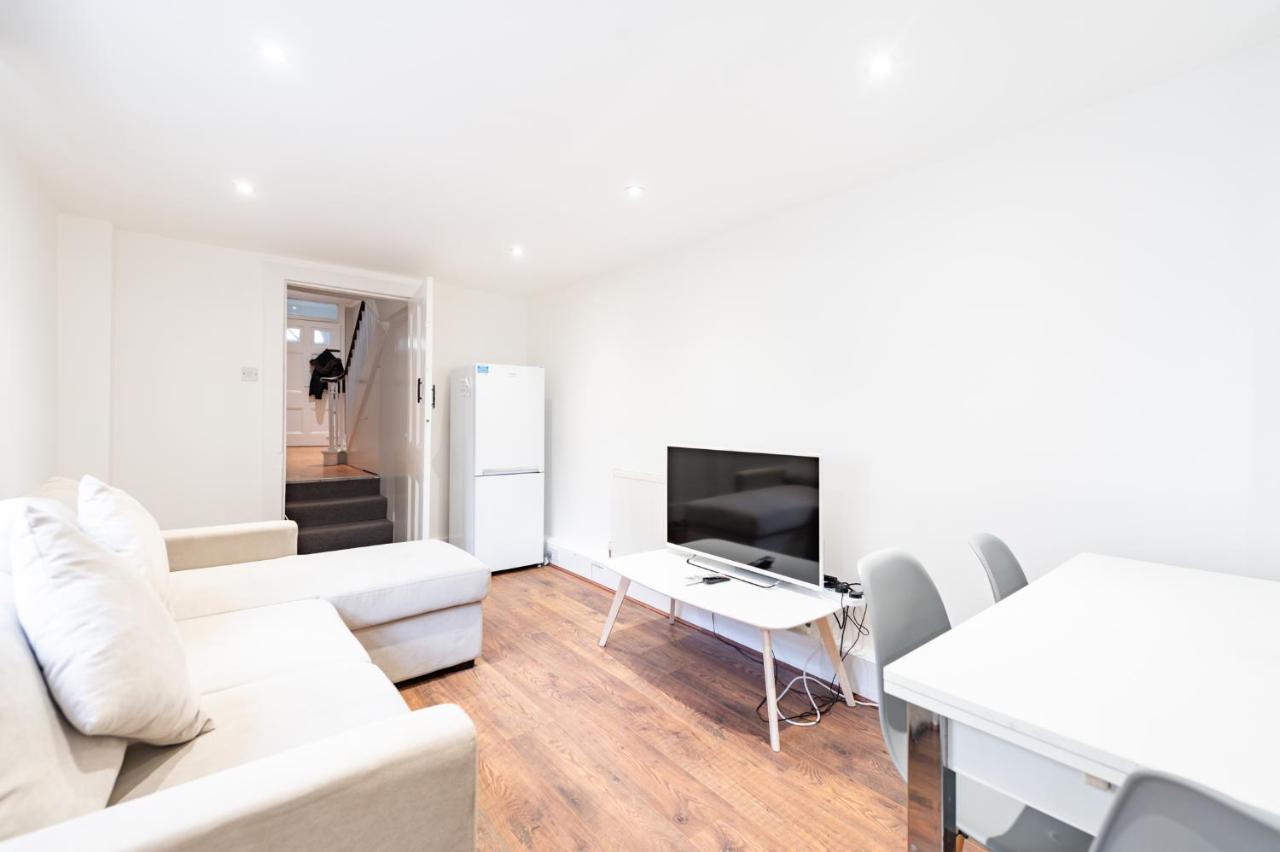 Bright, Spacious & Large Wimbledon Flat Apartamento