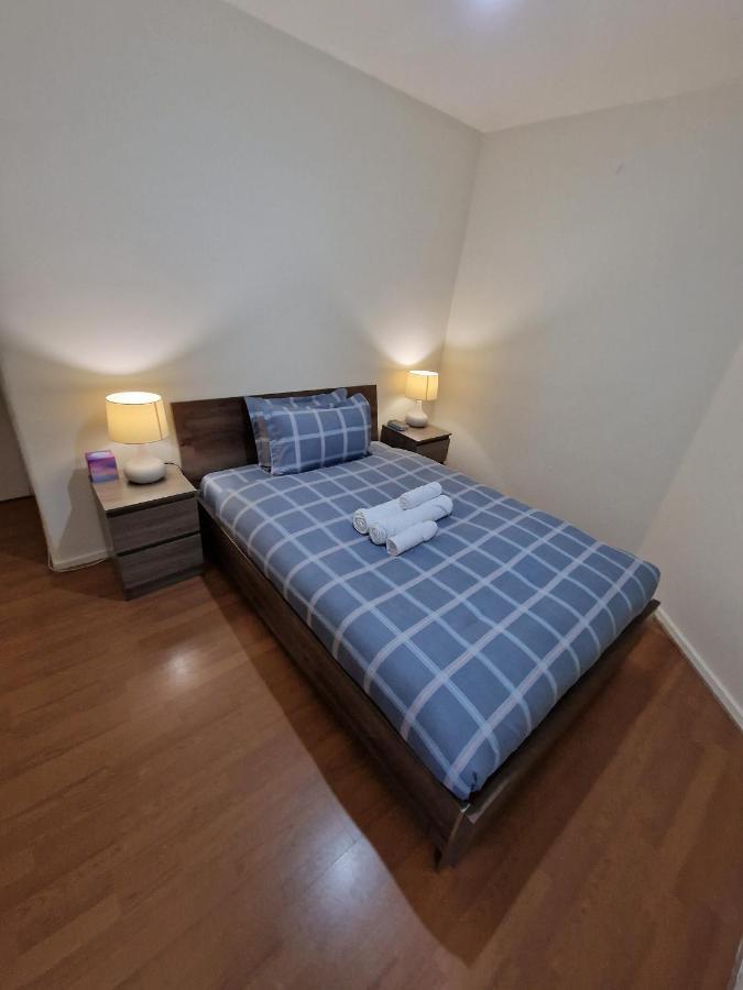 Waterloo - Zone 1 - Spacious One Bedroom Flat * Londen
