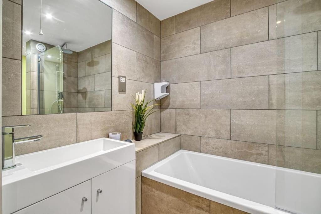 Appartement Tranquil 2 Bedroom In Southwark- Zone 1 *