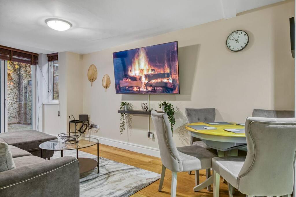 Tranquil 2 Bedroom In Southwark- Zone 1 Londres