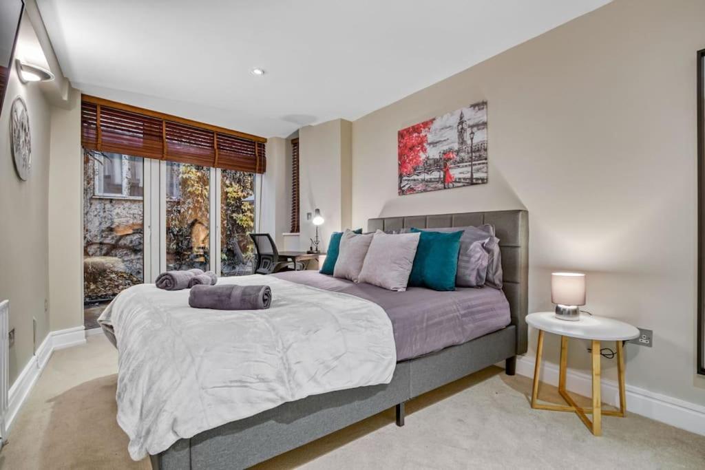 Tranquil 2 Bedroom In Southwark- Zone 1 Londres