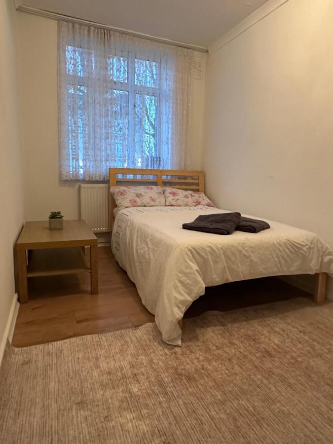 Habitación en casa particular Spacious Private In The Heart Of Dalston, Hackney Londres