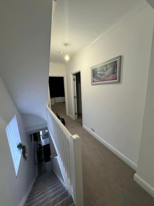 Modern 5 Bed Near Excel -big Ben Hébergement de vacances Londres
