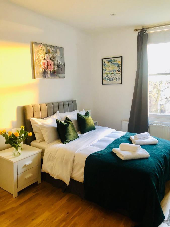 20 Min To London- 2 Bedrooms Londres