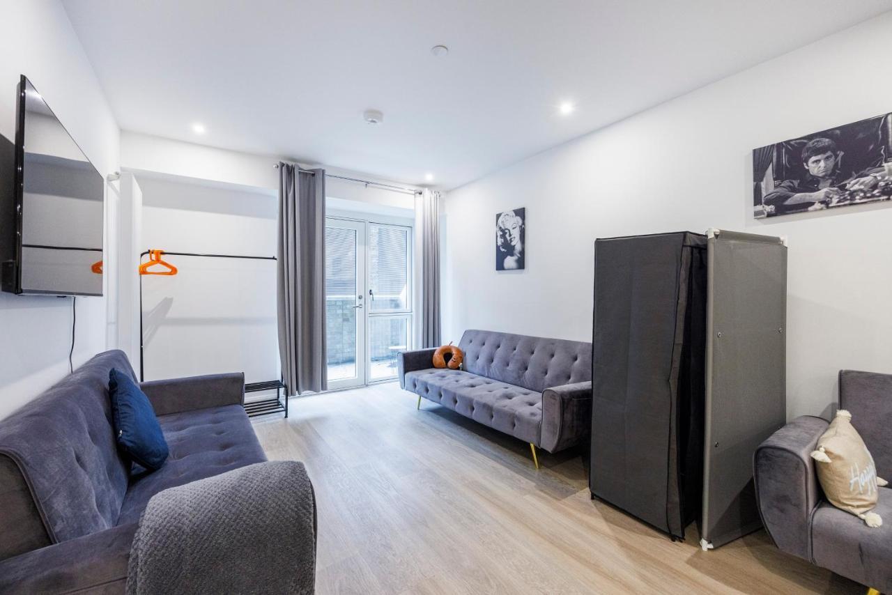 Appartement 2&3 Bedrooms Near Excel - Modern Spacious For Larger Groups *