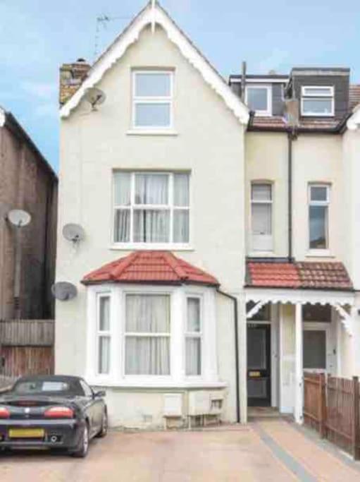Apartment Lovely 1 Bedroom Flat In Quiet Wimbledon