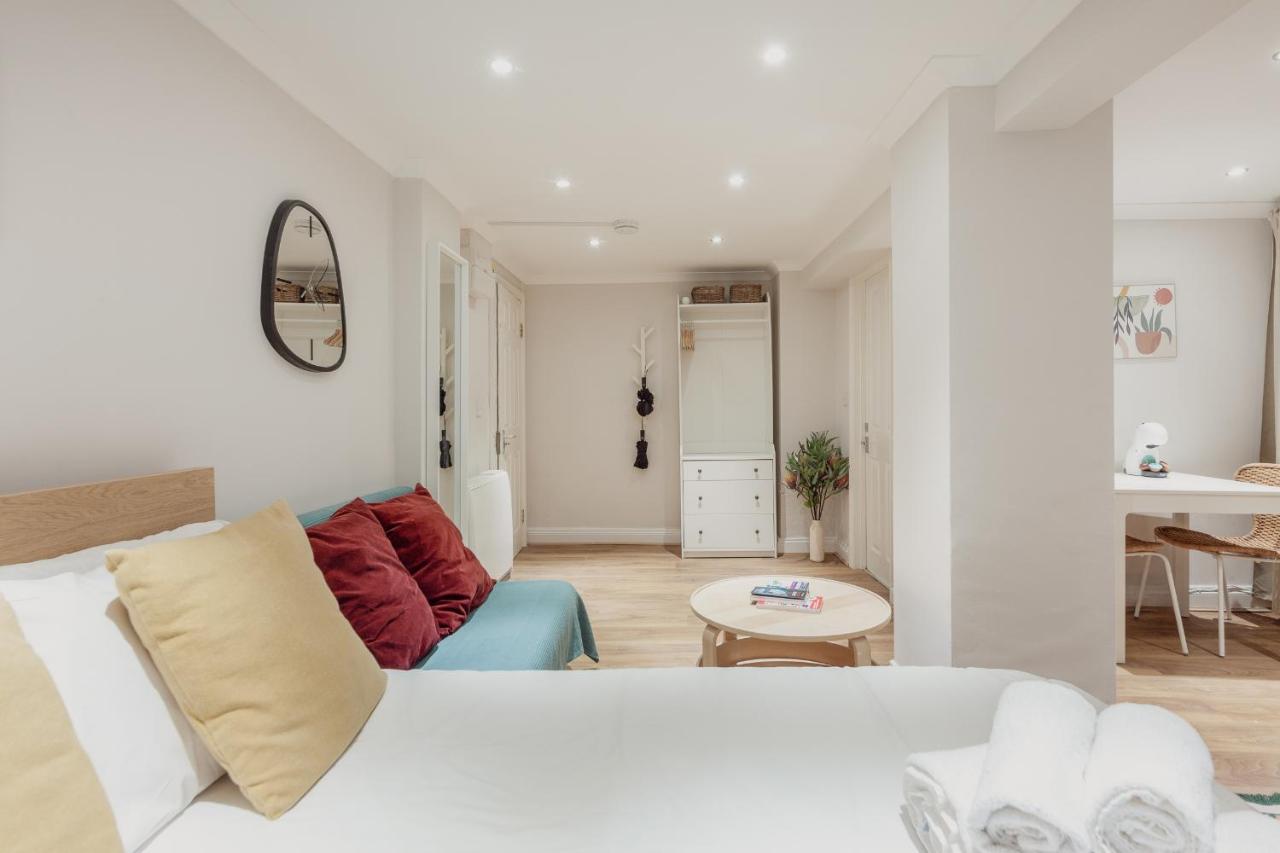 Kensington Nest Serviced