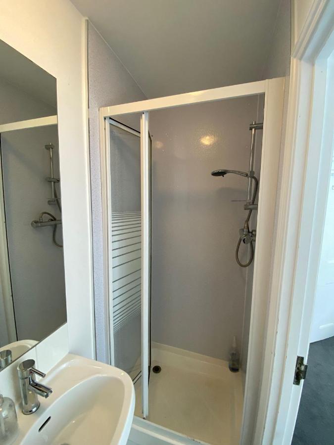 Remarkable 1-bed In Putney Village Appartement *