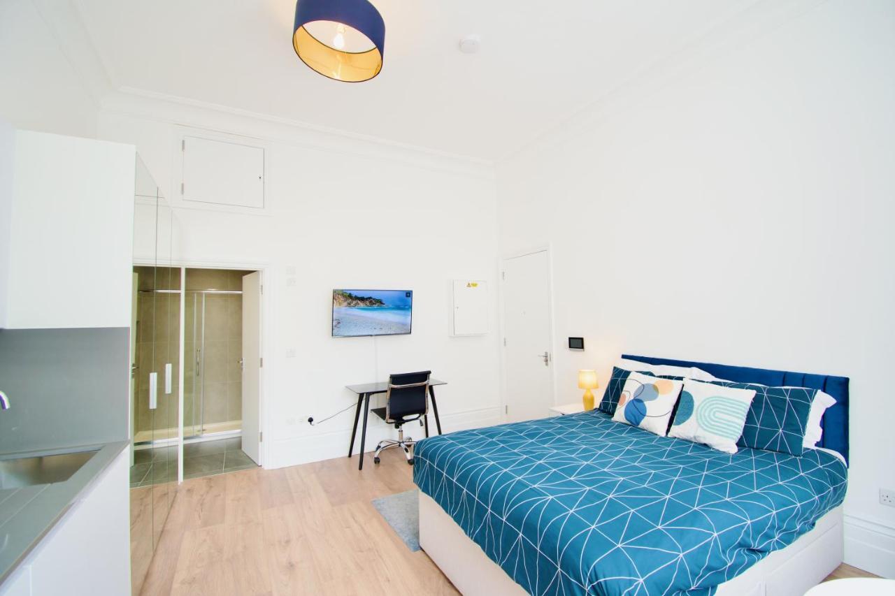 Apartment Kensington London